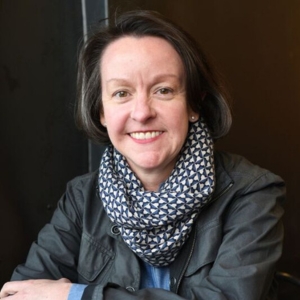 Lisa Manley headshot