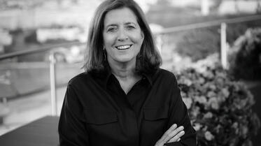 Vivian Riefberg