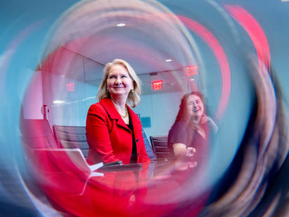 Jennifer Windus, Career Center
