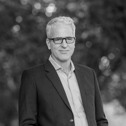 Eric Siegel_1800x1800_BW